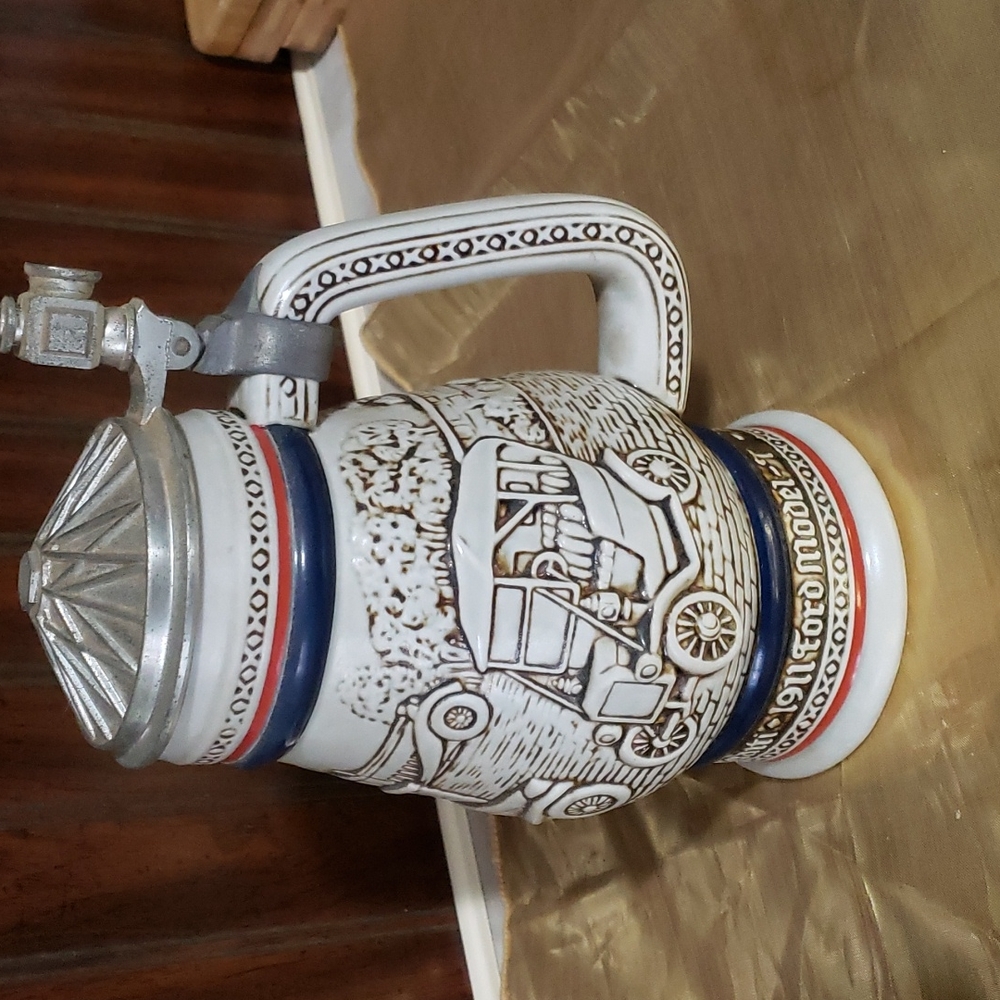 Vintage Avon Stein 1979